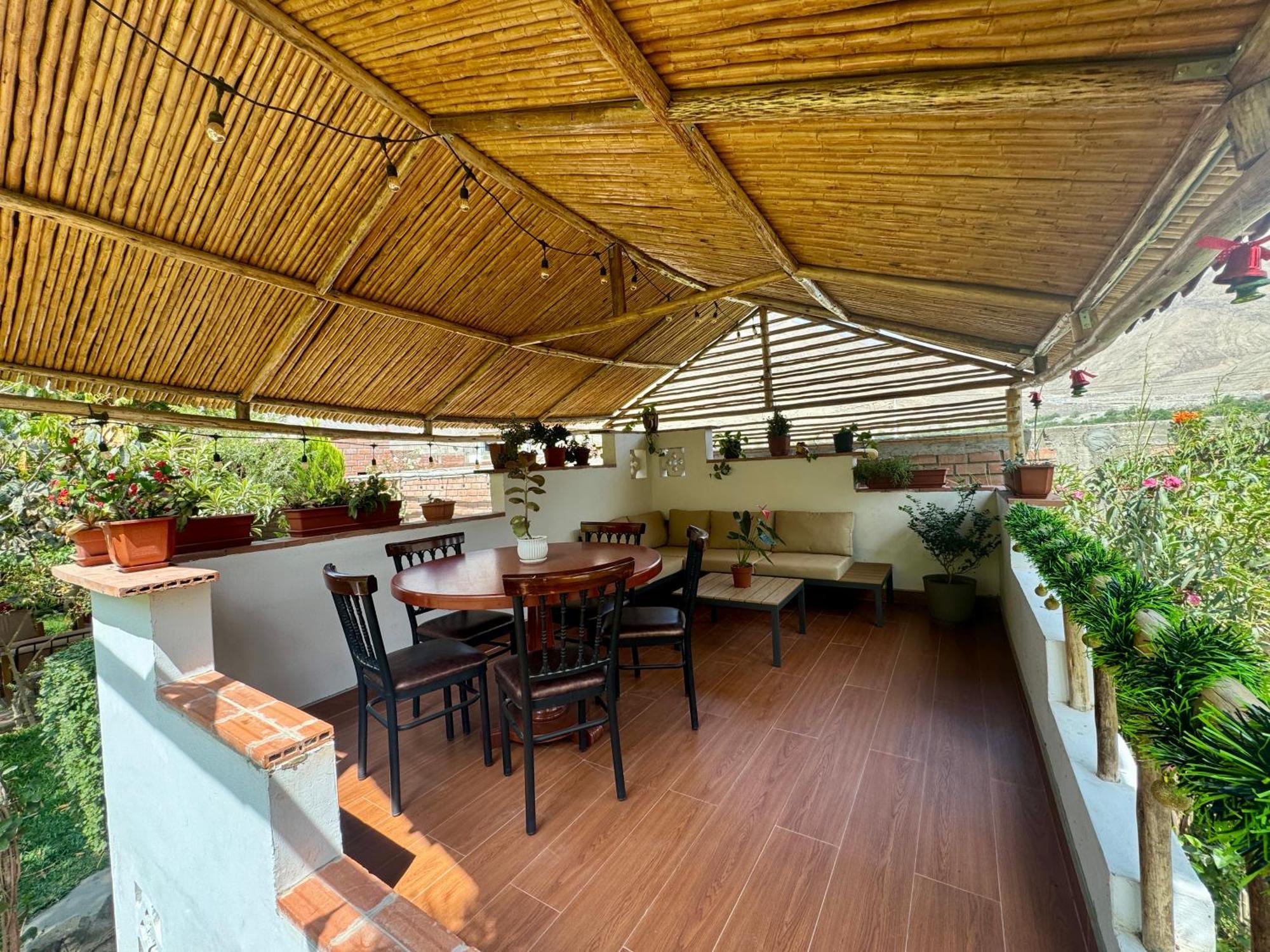 Casa Hotel Mamaluna Лунауана Екстер'єр фото